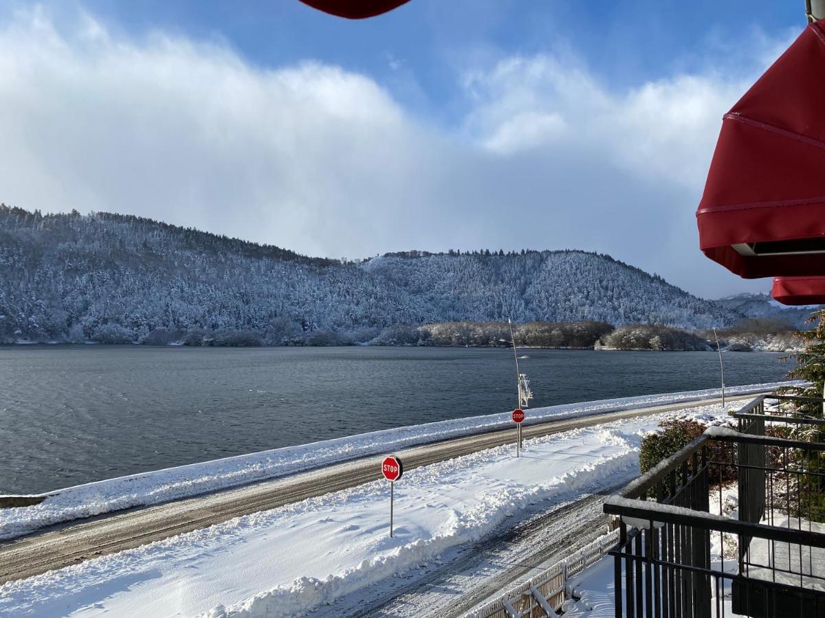 Hotel La Bonne Hotesse Chambon-sur-Lac Eksteriør bilde