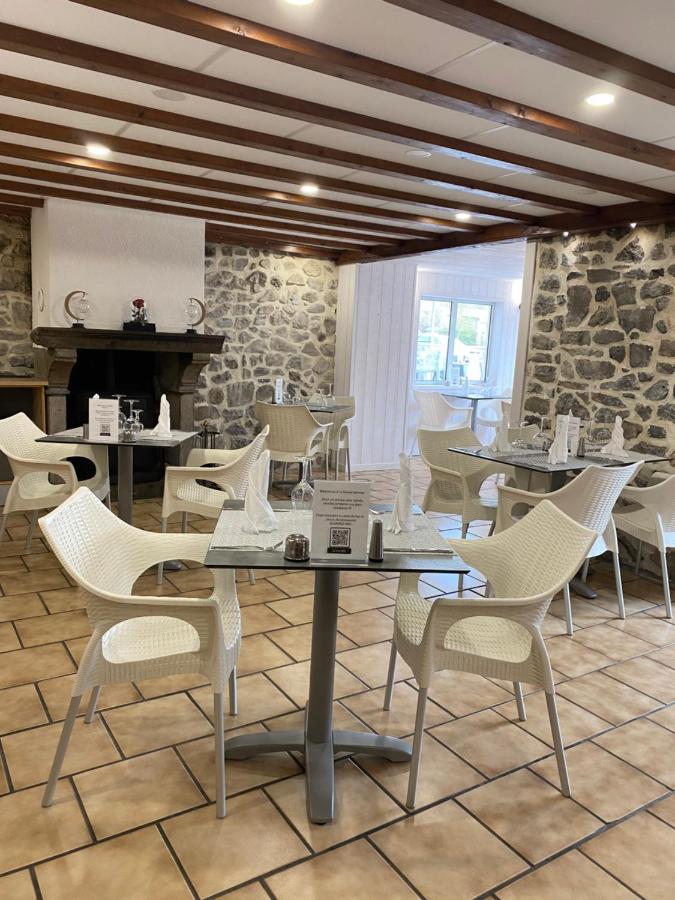 Hotel La Bonne Hotesse Chambon-sur-Lac Eksteriør bilde